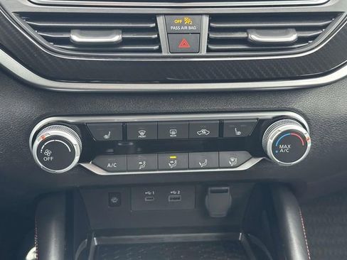 Used 2024 Nissan Altima 2.5 SR w/ SR Premium Package image 20