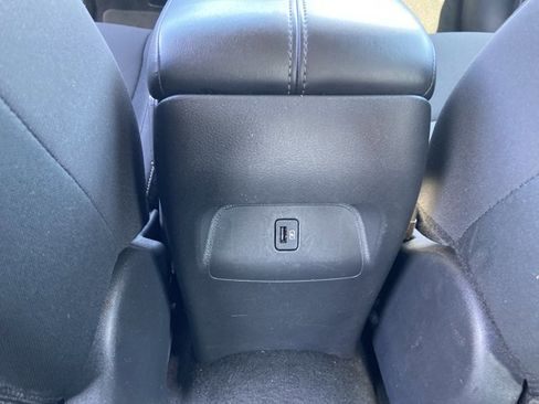 Used 2024 Nissan Sentra SV image 48