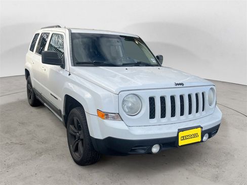 Used 2011 Jeep Patriot Latitude image 4