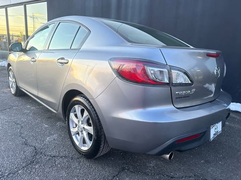 Used 2010 MAZDA MAZDA3 i Touring image 4