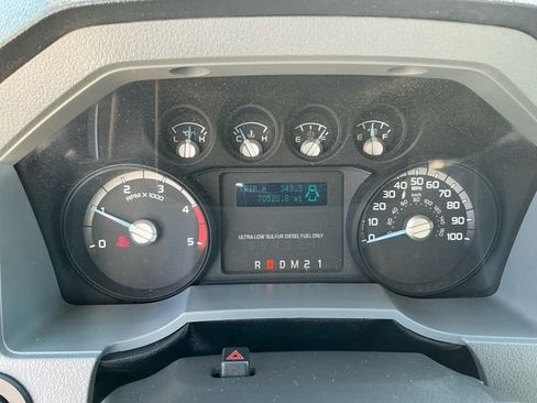 Used 2016 Ford F750 2WD Regular Cab Super Duty image 14