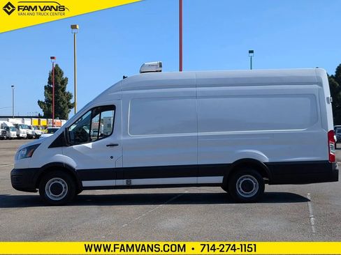 Used 2022 Ford Transit 250 148 High Roof Extended RWD image 4