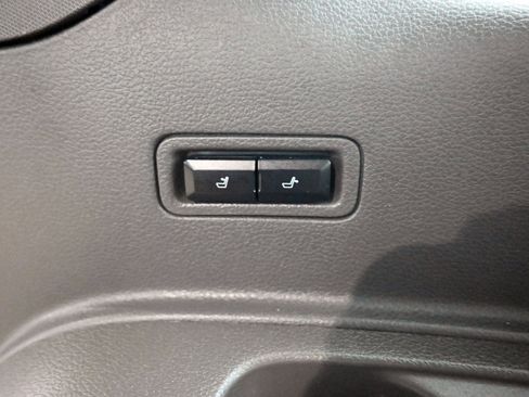 Used 2021 Ford Expedition Max Limited image 33