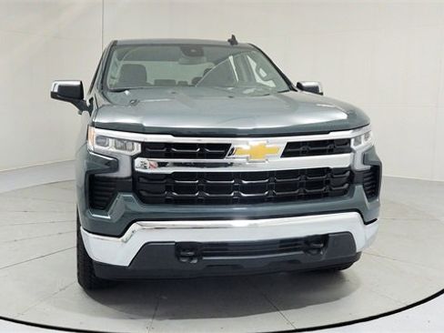 Used 2025 Chevrolet Silverado 1500 LT image 8
