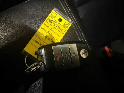 Used 2017 Kia Sportage EX w/ EX Premium Package image 36