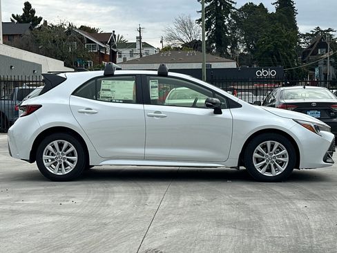 New 2026 Toyota Corolla SE image 4