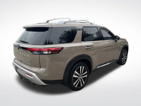 Used 2023 Nissan Pathfinder Platinum AWD/4WD image 44