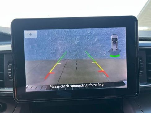 Used 2023 Ford Explorer XLT w/ Equipment Group 202A image 13