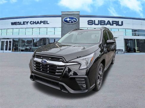 New 2025 Subaru Ascent Limited image 7