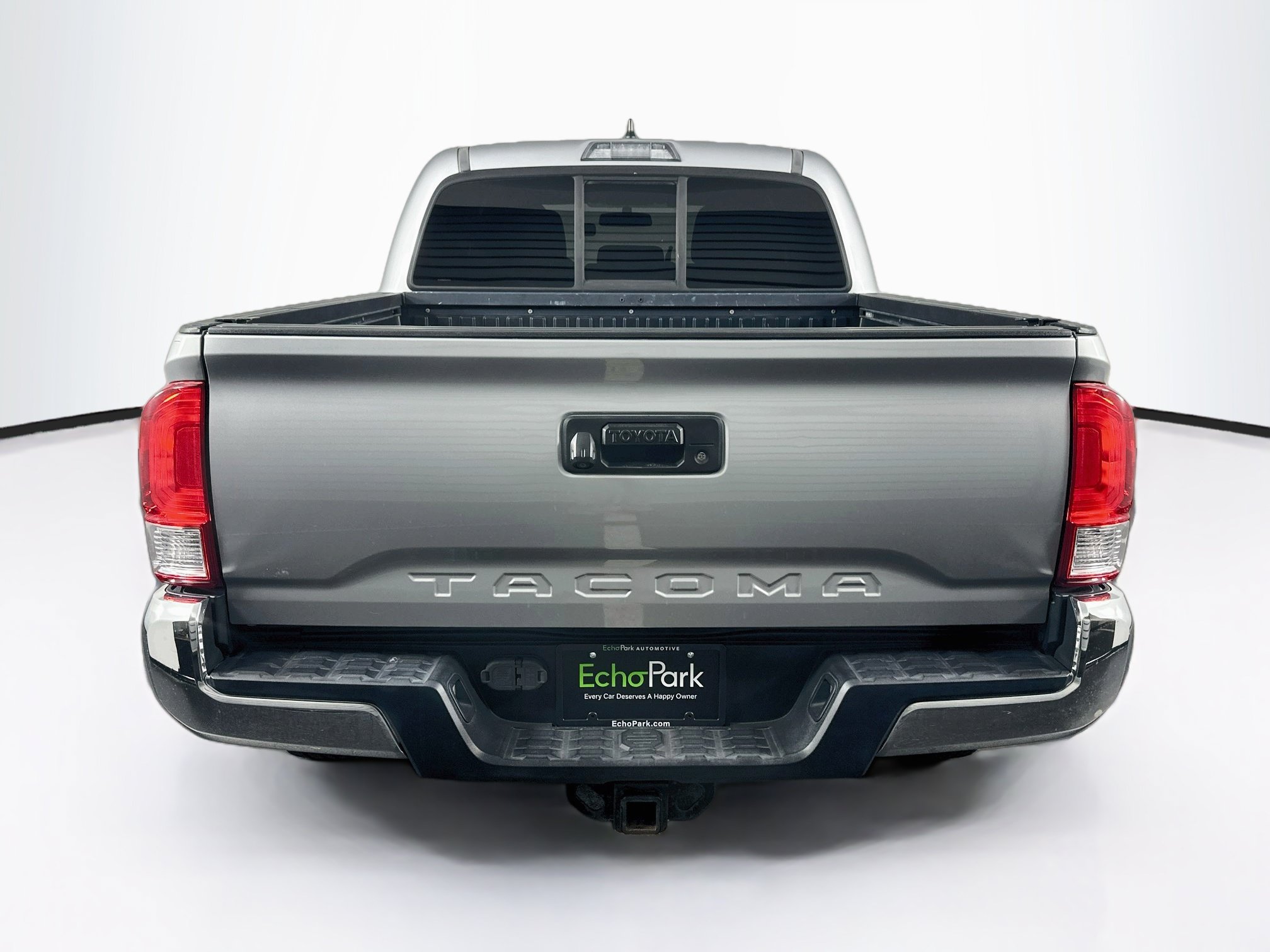 Used 2016 Toyota Tacoma SR5 w/ Towing Package RWD image 7