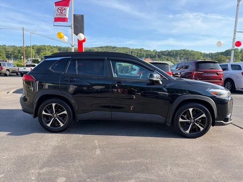 Used 2023 Toyota Corolla Cross AWD Hybrid w/ Convenience Package image 3
