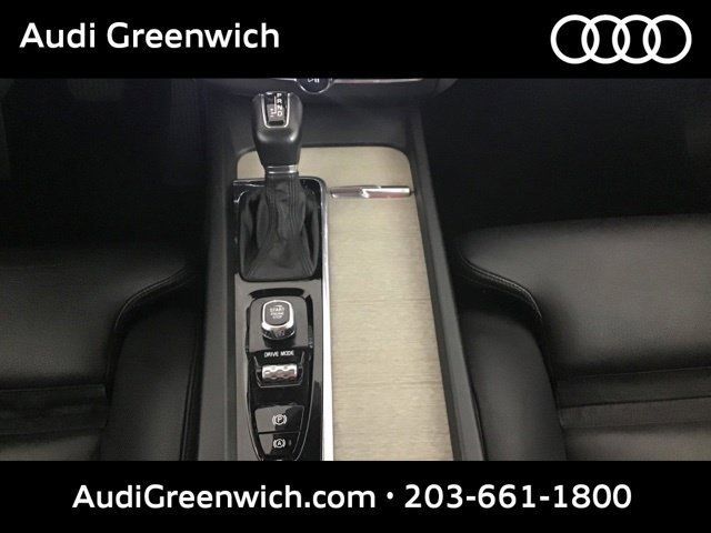 Used 2020 Volvo XC60 T6 Inscription w/ Protection Package Premier AWD/4WD image 13