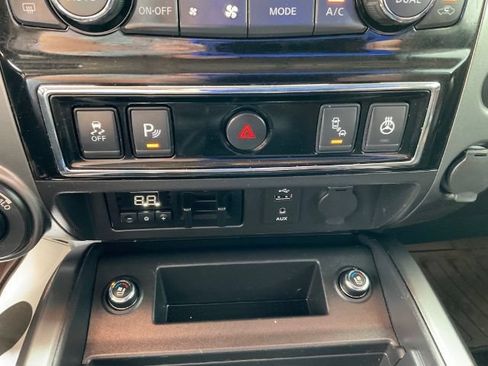 Used 2019 Ford Escape SE AWD/4WD image 47