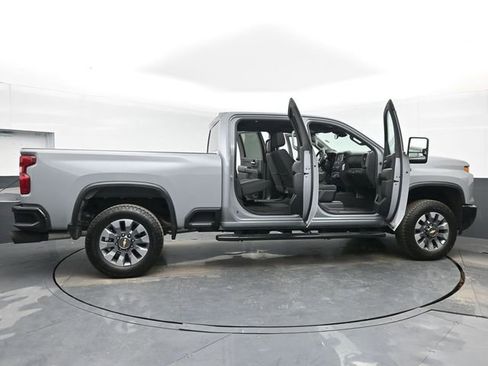 Used 2024 Chevrolet Silverado 2500 Custom w/ Custom Value Package AWD/4WD image 43