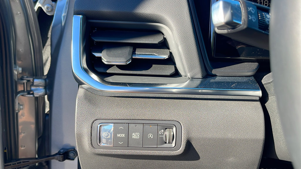 Used 2026 GMC Terrain Elevation w/ Black Edition FWD image 23