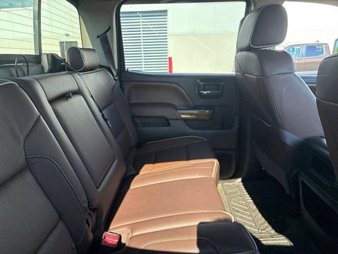 Used 2016 Chevrolet Silverado 2500 High Country w/ Duramax Plus Package AWD/4WD image 27