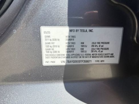 Used 2026 Tesla Model Y AWD image 25