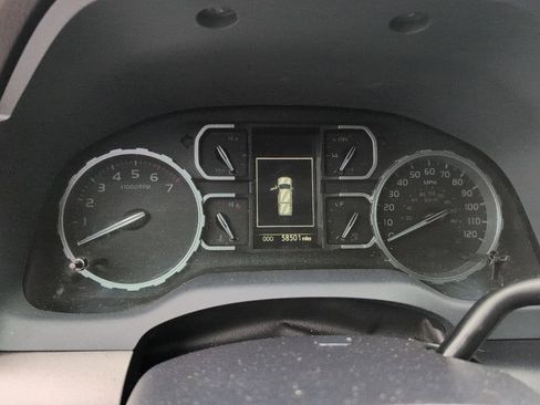 Used 2021 Toyota Tundra SR5 AWD/4WD image 10