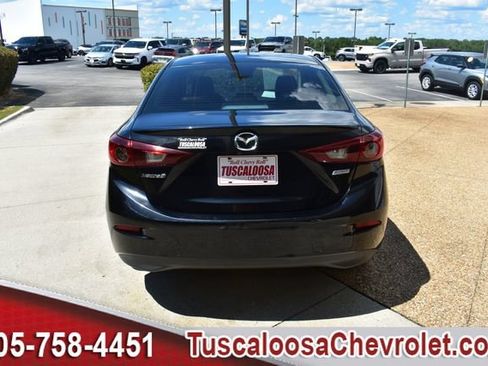 Used 2018 MAZDA MAZDA3 Touring FWD image 9