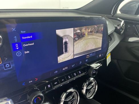 New 2026 Chevrolet Blazer EV LT image 15