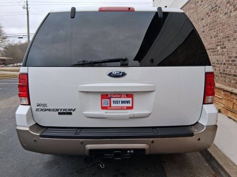 Used 2004 Ford Expedition Eddie Bauer image 8