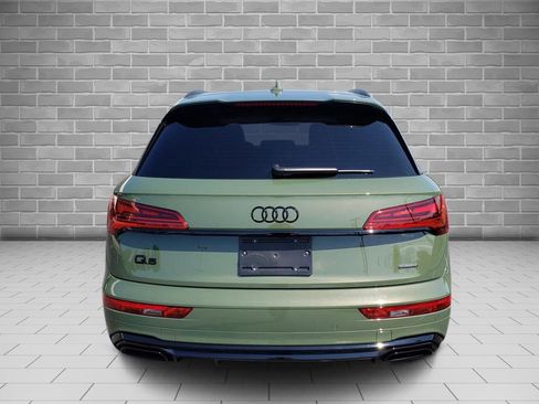 Used 2024 Audi Q5 e Premium Plus w/ Premium Plus Package image 6
