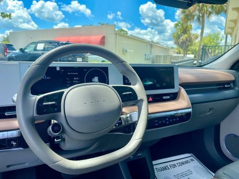 Used 2024 Hyundai Ioniq 5 Limited image 16