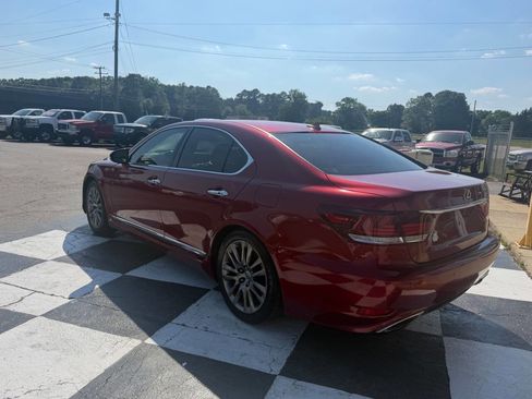 Used 2013 Lexus LS 460 w/ Comfort Pkg RWD image 8