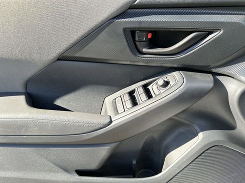 Used 2024 Subaru Crosstrek 2.0i Premium image 15