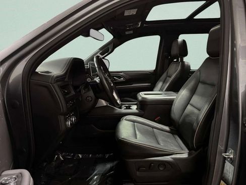 Used 2021 GMC Yukon SLT w/ SLT Premium Package image 27