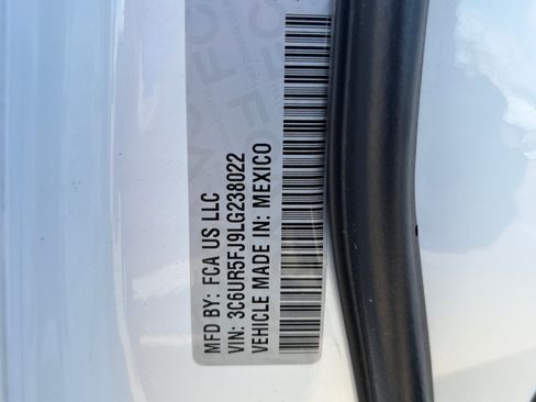 Used 2020 RAM 2500 Laramie AWD/4WD image 34