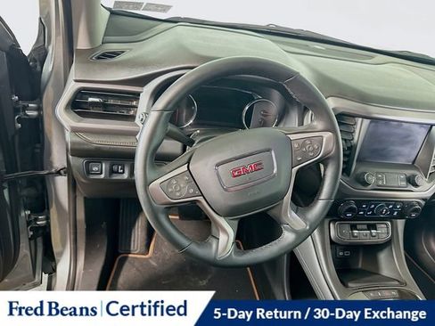 Used 2023 GMC Acadia AT4 w/ Technology Package image 18