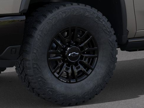 New 2026 Chevrolet Silverado 2500 ZR2 AWD/4WD image 9