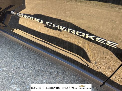 Used 2022 Jeep Grand Cherokee Limited w/ Trailer Tow Prep Group (B) image 38