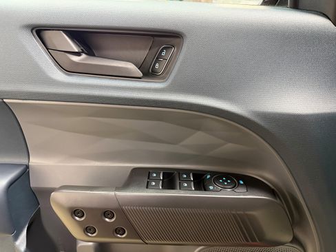 Used 2025 Ford Maverick XLT w/ Black Appearance Package image 14