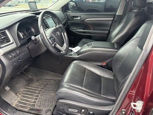 Used 2018 Toyota Highlander Limited image 5
