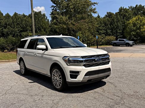 Used 2023 Ford Expedition Max Limited AWD/4WD image 3