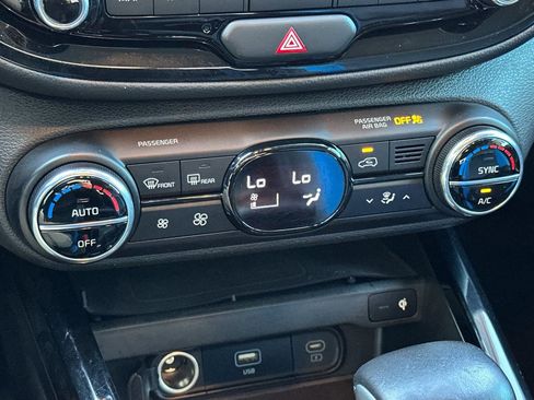 Used 2023 Kia Soul GT-Line image 21