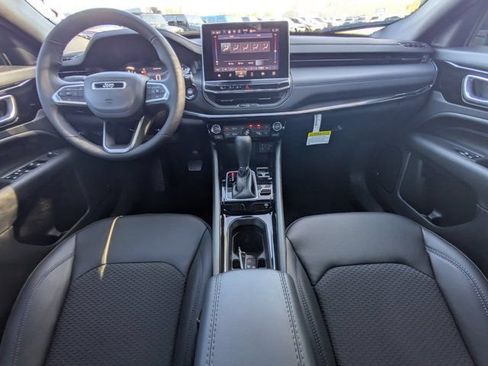 New 2026 Jeep Compass Latitude w/ Sun and Sound Group AWD/4WD image 13