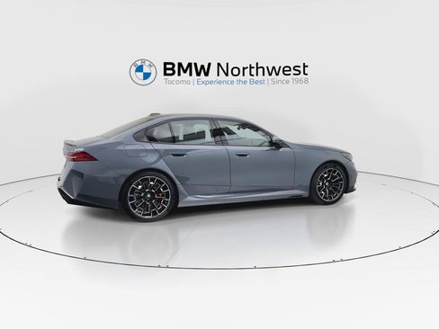 New 2027 BMW M5 w/ Carbon Package AWD/4WD image 4