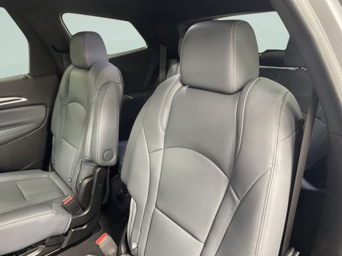 Used 2023 Buick Enclave Essence w/ Experience Buick Package AWD/4WD image 10