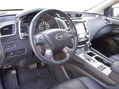 Used 2023 Nissan Murano SV AWD/4WD image 3