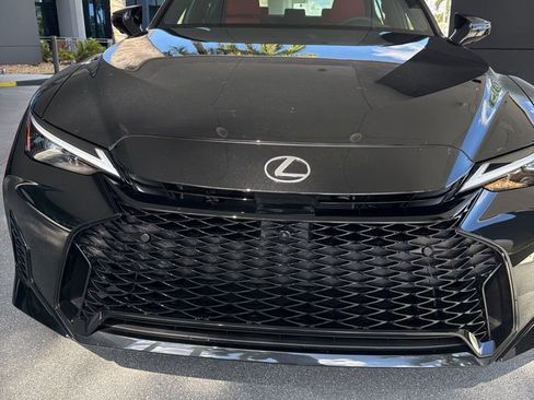 Used 2026 Lexus IS 350 F Sport w/ Technology Package image 7