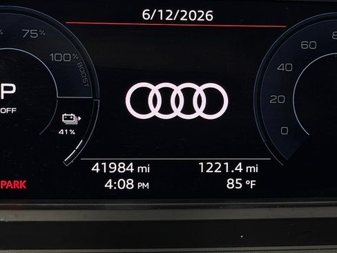 Used 2022 Audi Q4 e-tron Prestige AWD/4WD image 12