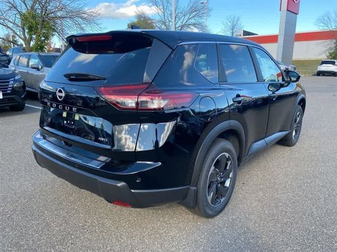 New 2026 Nissan Rogue SV image 7