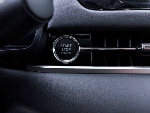 New 2026 Mitsubishi Outlander SEL FWD image 18