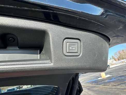 Used 2025 Chevrolet Blazer EV RS image 15