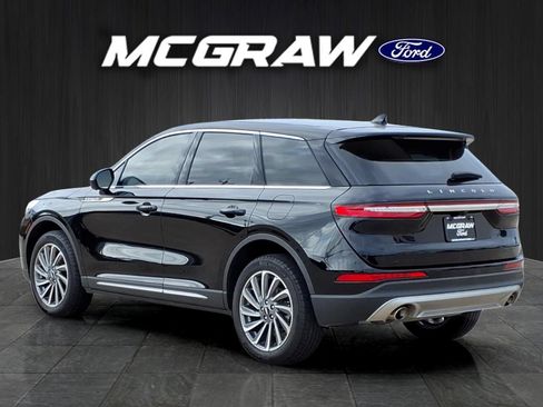 Used 2025 Lincoln Corsair Reserve AWD/4WD image 9