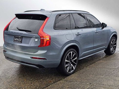 Used 2023 Volvo XC90 T8 Plus image 3