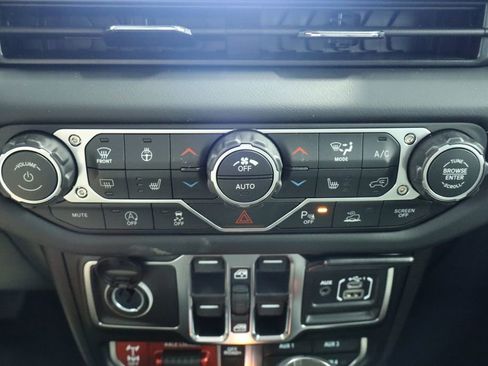 New 2026 Jeep Gladiator Mojave AWD/4WD image 48